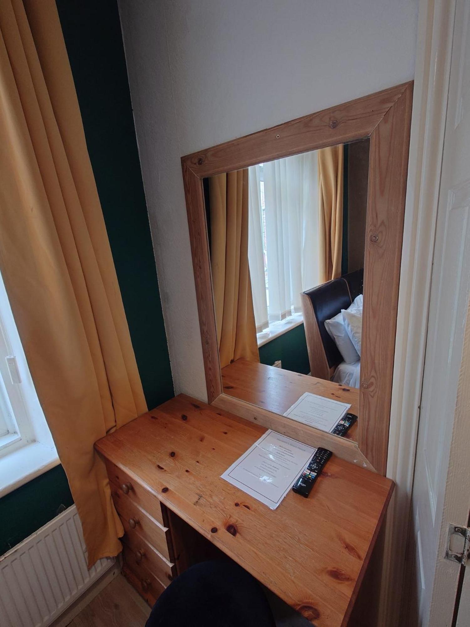 בלקפול Harriette'S Guest House מראה חיצוני תמונה